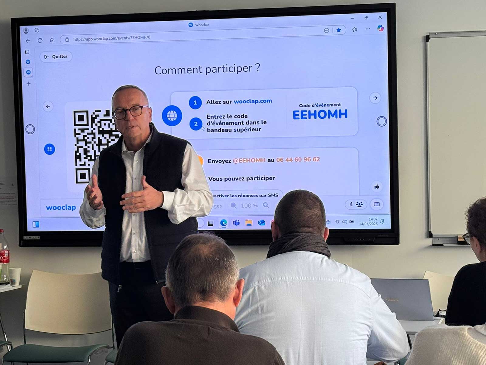 une journée sur les institutions